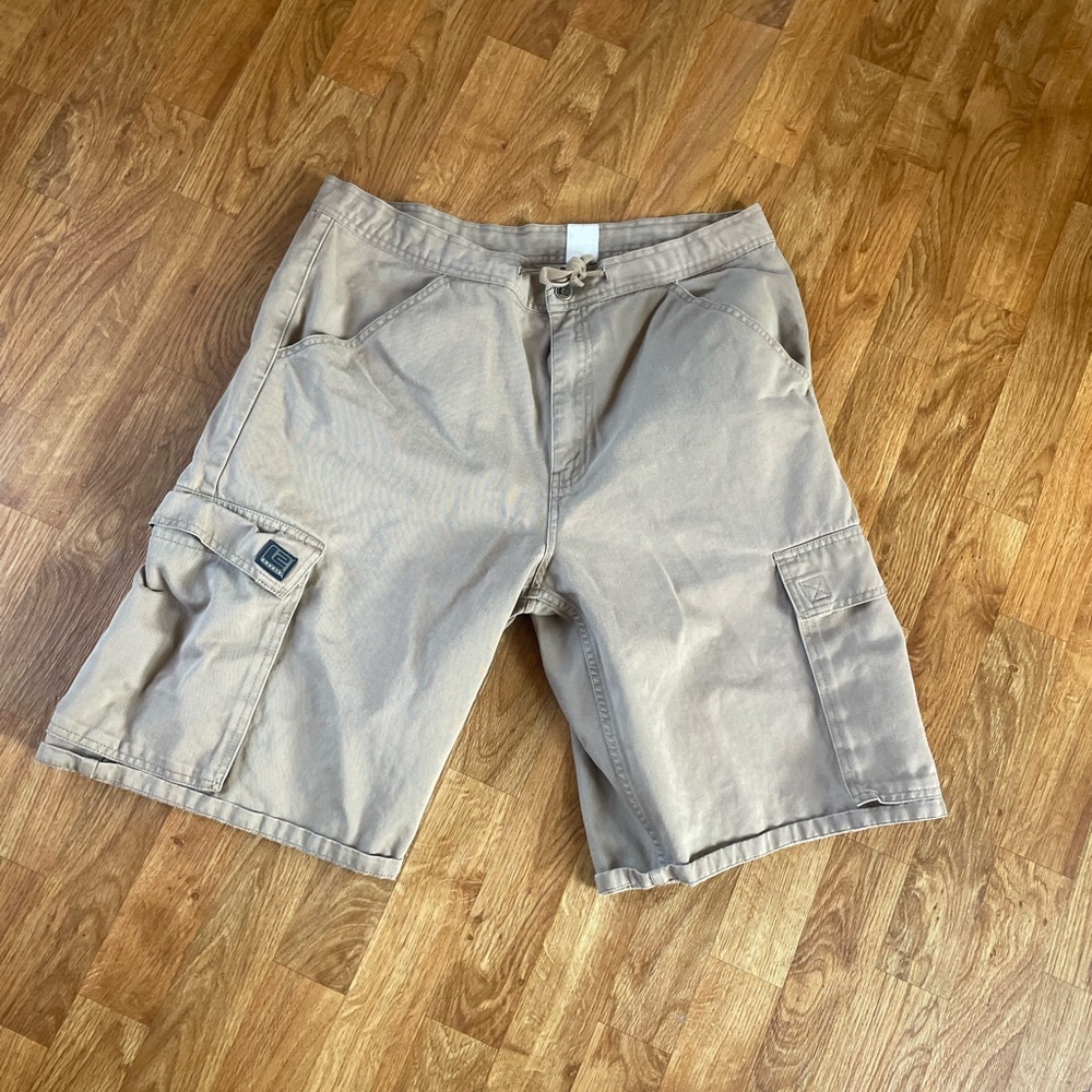 Levis Tan Cargo Shorts
